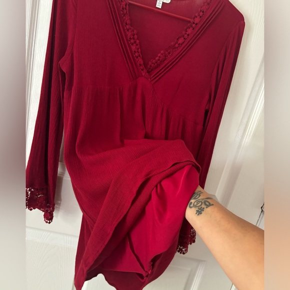 Jodifl Dress classy burgundy embroidery deep v-neck mini long sleeve - Picture 6 of 13
